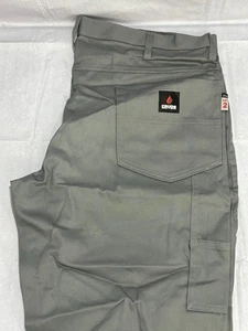 CRUDE Flame Resistant Pants 2112 Men’s Size 40x30 Trouser Work Gas Oil NWT - Picture 1 of 8