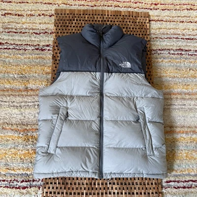 The North Face 700 Goose Down Puffer Vest Black Grey Men's Size Medium M - Image 1 of 3