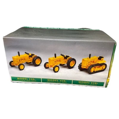 Juego de tractores industriales Ertl 1/64 John Deere Dubuque Works 3 piezas NUEVO (LEER) Foto 1 de 4