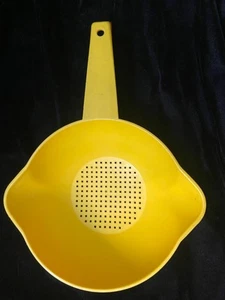 Tupperware Yellow Harvest Gold Strainer Colander Small 7" Made in USA Vtg Used - Picture 1 of 3