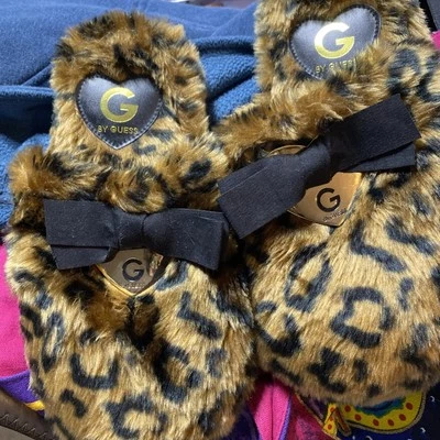 Zapatillas de piel sintética con estampado animal G By Guess 8M Foto 1 de 2