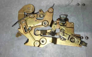 VW T4 Türschloss Schloss Schiebetür rechts 701843654C - Bild 1 von 3