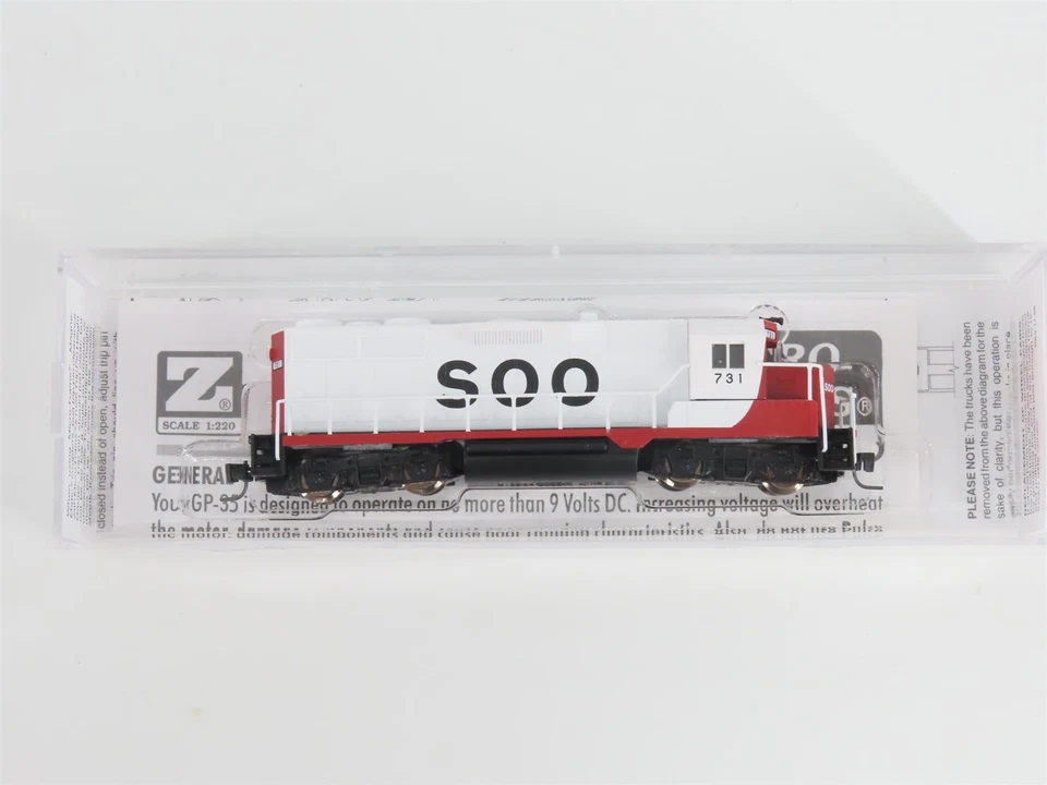 Z Scale Micro-Trains MTL 98101072 SOO Line GP35 Diesel Locomotive #731 - Image 1 of 4
