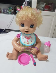Baby Alive Soft Face 2006 Blonde Magnetic Bottle Spoon Dish Dress Deer Bib Read - Picture 1 of 23