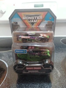 Grave Digger Series 1 Walmart Exclusive Monster Jam 2 Pack Truck + Racecar 1:64 - Picture 1 of 5
