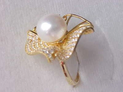 ANILLO DE PERLAS BLANCAS GENUINAS AAA 10,5 MM ORO AMARILLO SÓLIDO 14K TALLA 6,75 Foto 1 de 4