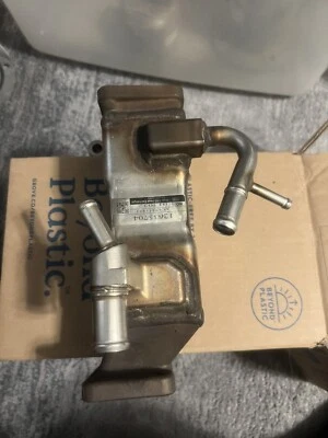 ENFRIADOR DE VÁLVULA EGR MOTOR DIESEL DURAMAX 6,6 L OEM 12635704 Foto 1 de 2