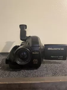 Quasar VM-L450 PalmSight VHS-C Camcorder W/ battery Untested - Picture 1 of 7