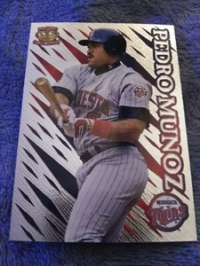 1996 (TWINS) Pacific Prisms #P116 Pedro Munoz - Bild 1 von 2