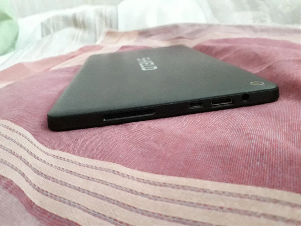 Nvidia Shield tablet K1 8 inch, like new! - Bild 1 von 3