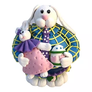 CWC Hase Statue Polymer Ton Glaskugel Familie Hasen Ostern Geschenk 6,5 Zoll Dekor - Bild 1 von 11
