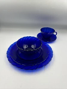 Vintage Duralex Rivage 5 Pc Place Setting Bormioli Rocco Glass Cobalt Blue - Picture 1 of 15