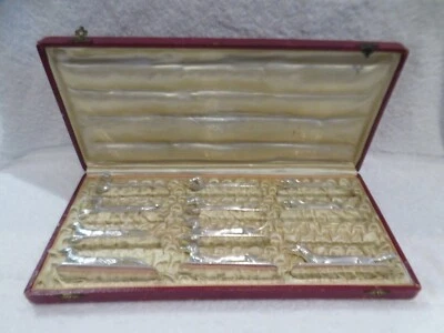 Preciosas figuras de animales con 11 soportes de cuchillo de bronce plata francesa 1930 Foto 1 de 4