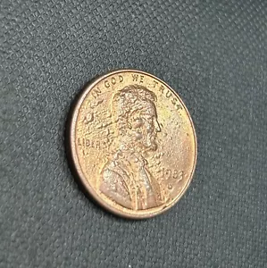 1983 D Penny With Occluded Gas Bubbles And Off Center Error! - Picture 1 of 4
