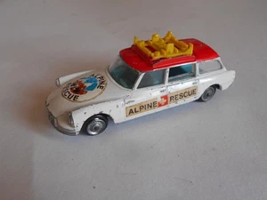 Corgi toys Citroen DS Safari Alpine recue 1960s to restore - Picture 1 of 5