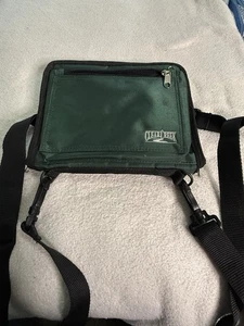 Clear Creek Fly Fishing Chest Pack Green Fleece-Lined Gear Bag 8x9 Nylon - Picture 1 of 8