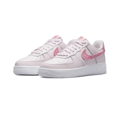 Nike Air Force 1 Feminino Baixo Pérola Rosa Paisley Branco Wm TAMANHO EUA 11.5 FD144-664 - Imagem 1 de 4