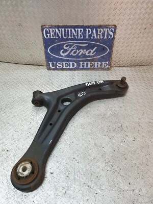 Ford Fiesta MK7 2009 - 2017 lado del conductor Wishbone Foto 1 de 4