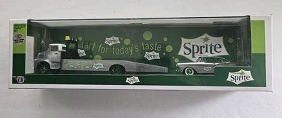 M2 MACHINES - CHASE - 1/250 - 1956 FORD COE & 1957 FORD FAIRLANE 500 - Image 1 of 4