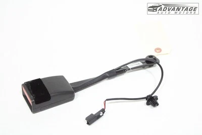 Chevrolet Blazer 2019-2022 hebilla de cinturón de seguridad delantero izquierdo lado del conductor 84749802 OEM Foto 1 de 4
