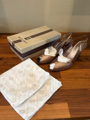 BRUNO MAGLI For Neiman Marcus Peep Toe Sling Back Heels Pumps Metallic SIZE 9B - Изображение 1 из 4