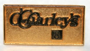 PIN estilo empleado servicio 8 años restaurante y bar O'CHARLEY'S vintage años 1990 - Imagen 1 de 2