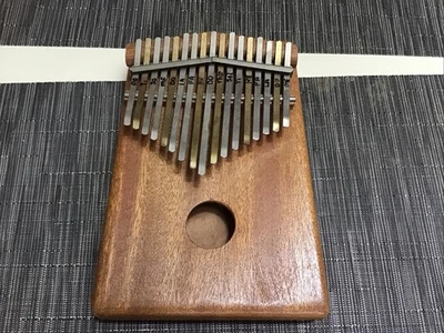 Piano pulgar Kalimba madera 17 teclas Foto 1 de 3