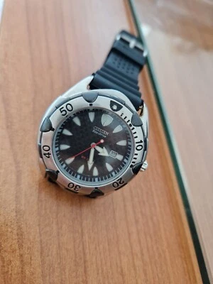 Citizen Eco-Drive Promaster diver "Carbon Look Dial" WR 300 m. - Immagine 1 di 3