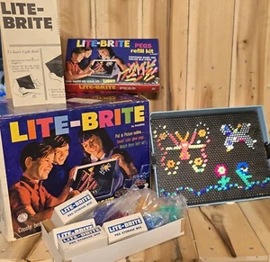 Vintage ORIGINAL 1967 "LITE BRITE" Hasbro Toy Light Bright Box Pegs & Refill Kit - Picture 1 of 6