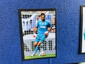 STICKER COLLECTION 2017/18 JUVENTUS BUFFON 49 MINT *** - Picture 1 of 2
