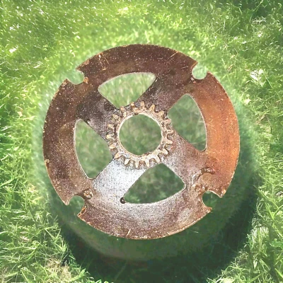 VINTAGE IH INTERNATIONAL CAST IRON 1154A SEED PLANTER PLATE PLATE RING MEDIUM - Image 1 of 2