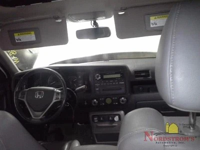 2014 Honda Ridgeline Interior Rear View Mirror - Image 1 of 4