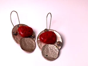 Antique Silver Tone Metal Earrings Coral Stone 16.88g - Picture 1 of 7