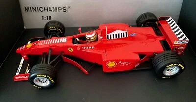 Ferrari F300 (1998) Minichamps 1:18 Eddie Irvine #4 - Raro Modello Come Nuovo - Immagine 1 di 4