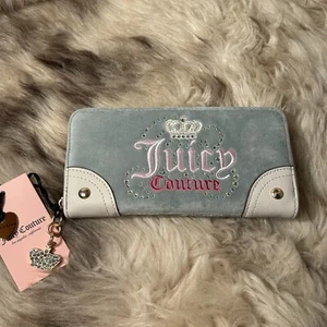 NWT Juicy Couture Dream Juicy Large Zip Wallet - Sage Velour - Picture 1 of 4