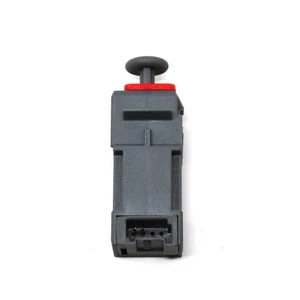INTERRUPTOR PEDAL EMBRAGUE 9185907 FIAT PUNTO | OPEL COMBO, ZAFIRA - Imagen 1 de 8