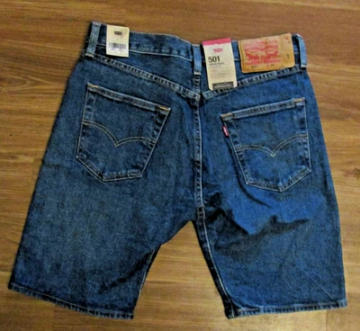 Nuevos pantalones cortos de jean LEVI'S 501 talla 30 X 9" azul medio 100 % algodón con dobladillo precio de venta sugerido por el fabricante $50 Foto 1 de 3
