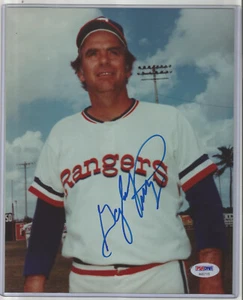 Gaylord Perry HOF Autograph Signed 8 x 10  w/ PSA DNA COA  ALL TIME GREAT!! - Picture 1 of 4