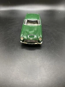 5406D 1/38 Scale Kinsmart 1963 Aston Martin DB5 Diecast Car ( No Original Box) - Picture 1 of 8