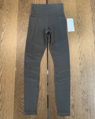 NUEVO CON ETIQUETAS Leggings ajustados Athleta Inclination Moto para mujer talla XXS grises bolsillos tiro alto Foto 1 de 4