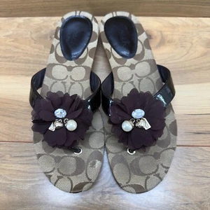 Coach Sandals Womens 7 Serenity Brown Khaki Flower Flop Thong Sandals - Picture 1 of 12