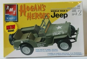 HOGANS HEROES WORLD WAR II JEEP 1:25 SCALE ATM MODEL KIT (2002) SEALED Free Post - Foto 1 di 5
