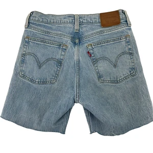 Levis Wedgie Shorts High Rise Knopffliege Cut Offs Größe 25 Taille Stretch Denim - Bild 1 von 8