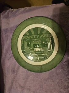 Green and white Serving Dish. - Picture 1 of 4