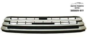 2017-2019 TOYOTA HIGHLANDER FRONT LOWER BUMPER GRILLE GRILL AFTERMARKET 17 18 19 - Picture 1 of 10
