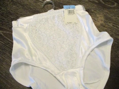NWT, PLAYTEX SHAPEWEAR STYLE 2102 PANTY SIZE SMALL - Image 1 of 3