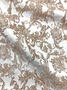 TAUPE Blumen Brokat Stoff (60 Zoll) Verkauft vom Hof - Bild 1 von 1