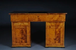 L-136 bureau unique Biedermeier bouleau vers 1840 * - Photo 1/1