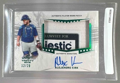 Alejandro Kirk 2019 Leaf Trinity Green Spectrum HoloFoil Patch Auto /20 - Image 1 of 3