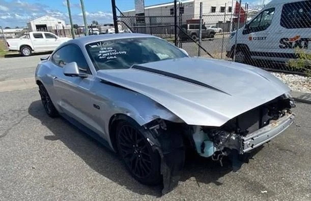 FORD MUSTANG RIGHT FRONT HUB ASSEMBLY FM-FN, 2.3/5.0, AUTO/MANUAL, W/ ADAPTIVE D - image 1 of 1